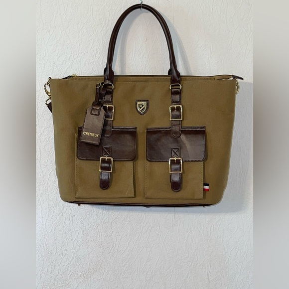 Daniel Cremieux Handbags - Daniel Cremieux Luggage Bag With Lots Of Storage And Shoulder Strap